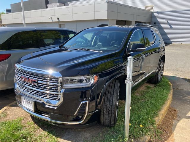 2022 GMC Acadia Denali