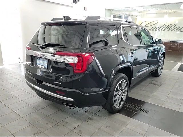 2022 GMC Acadia Denali