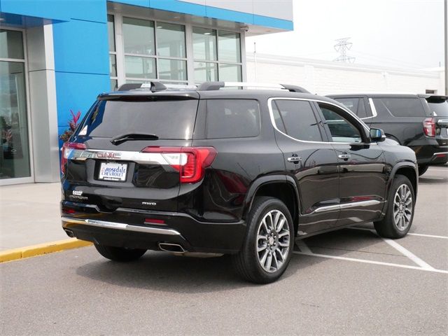 2022 GMC Acadia Denali