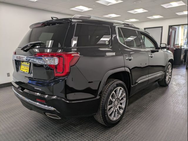 2022 GMC Acadia Denali