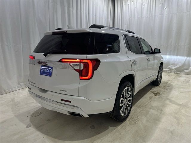 2022 GMC Acadia Denali