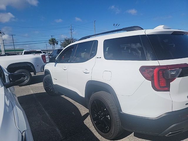 2022 GMC Acadia SLE