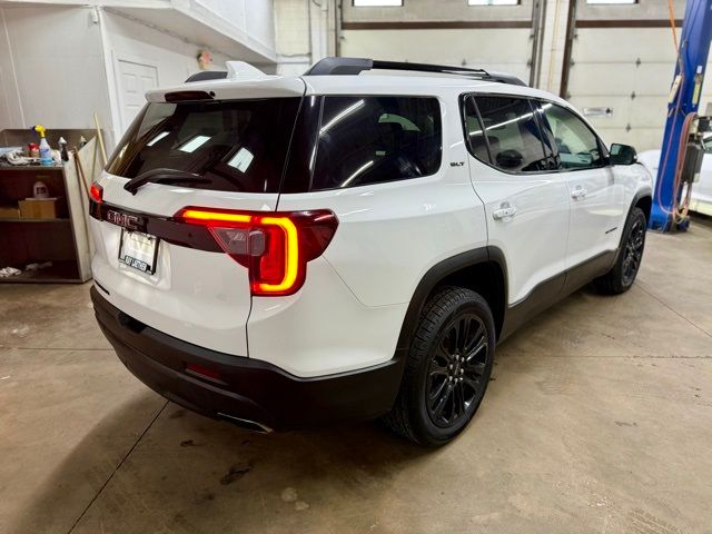 2022 GMC Acadia SLT