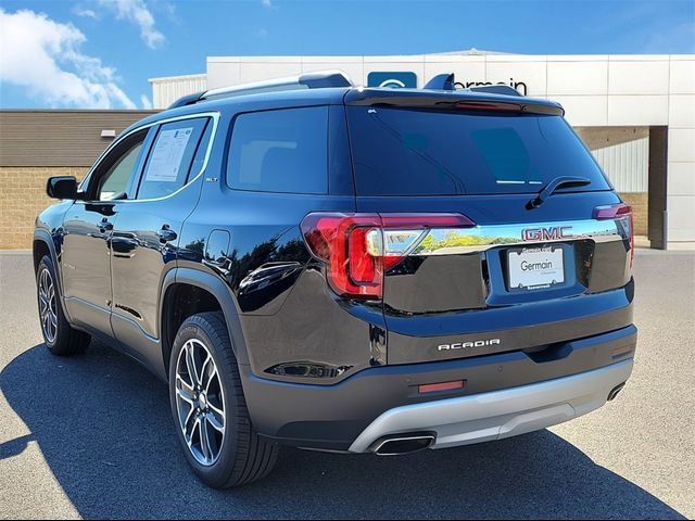 2022 GMC Acadia SLT