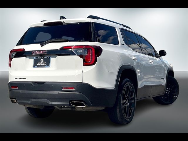 2022 GMC Acadia SLT