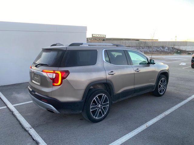 2022 GMC Acadia SLT