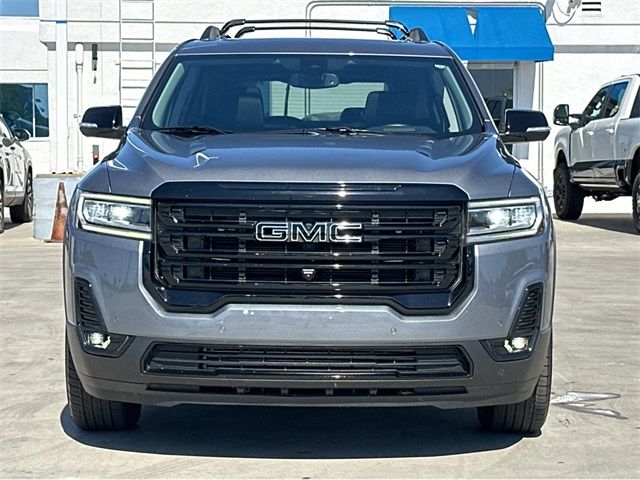 2022 GMC Acadia SLT