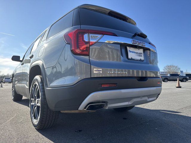 2022 GMC Acadia SLT