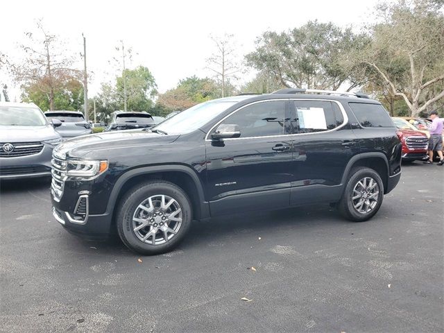 2022 GMC Acadia SLT