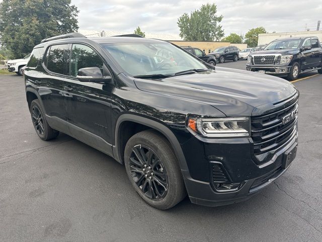 2022 GMC Acadia SLT