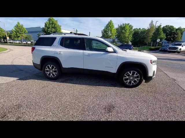 2022 GMC Acadia SLT