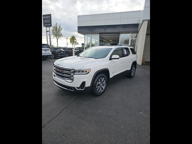 2022 GMC Acadia SLT