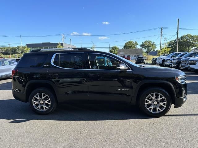 2022 GMC Acadia SLT