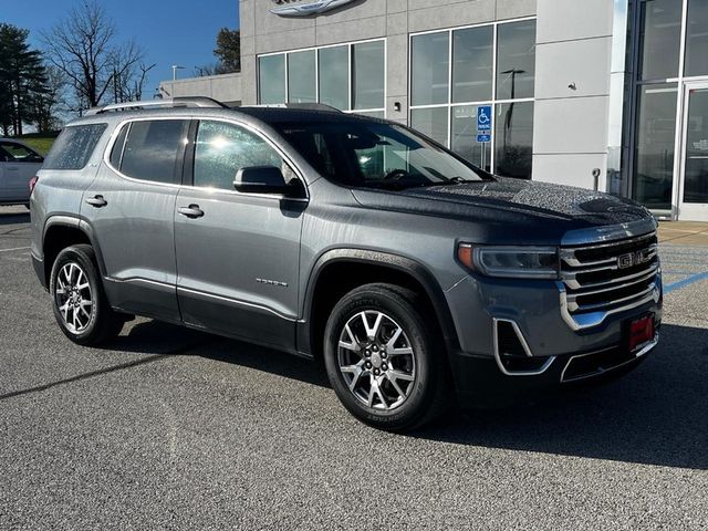 2022 GMC Acadia SLT