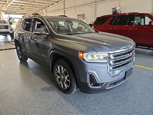 2022 GMC Acadia SLT