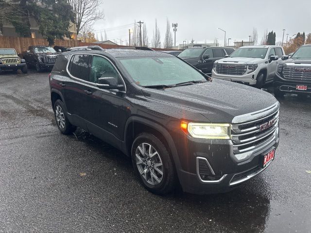 2022 GMC Acadia SLT