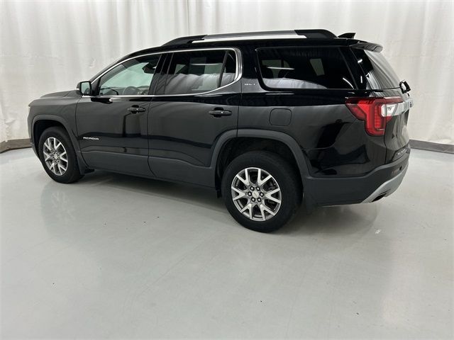 2022 GMC Acadia SLT