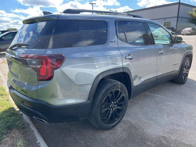 2022 GMC Acadia SLT