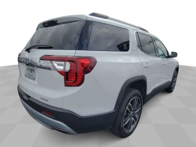 2022 GMC Acadia SLT