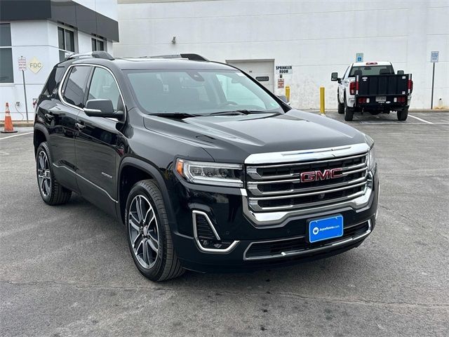 2022 GMC Acadia SLT