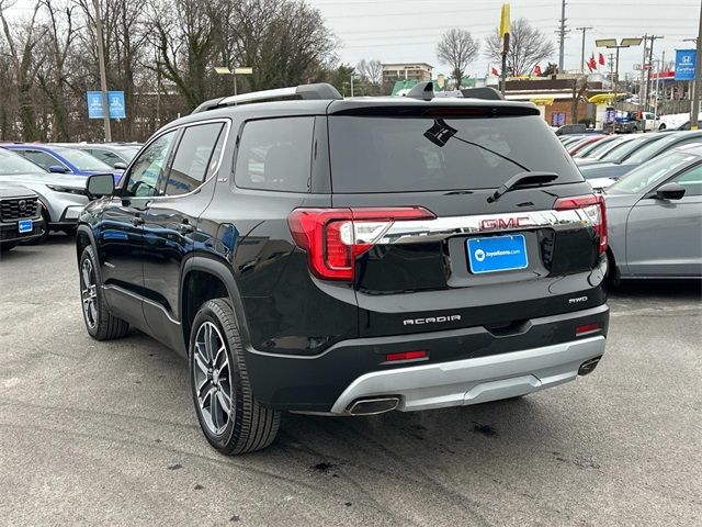 2022 GMC Acadia SLT