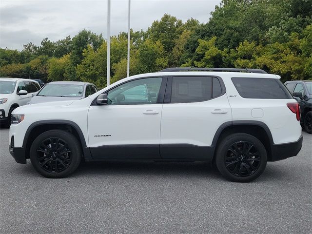 2022 GMC Acadia SLT