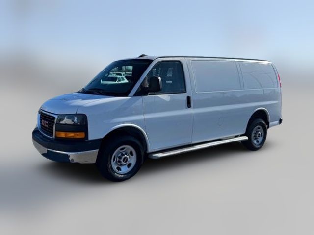 2022 GMC Savana Base