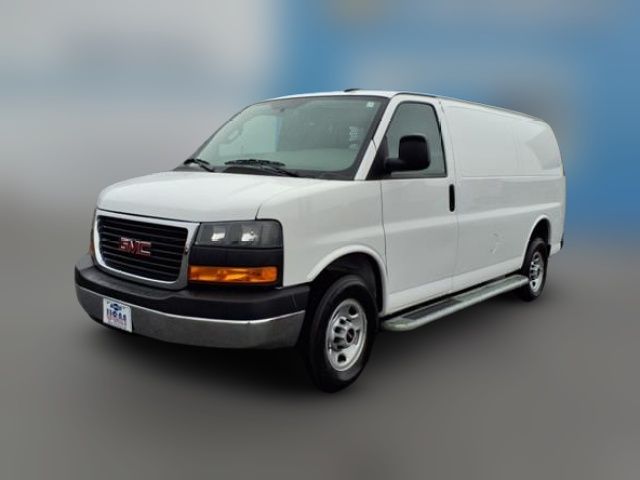 2022 GMC Savana Base