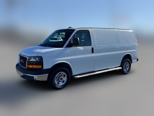 2022 GMC Savana Base