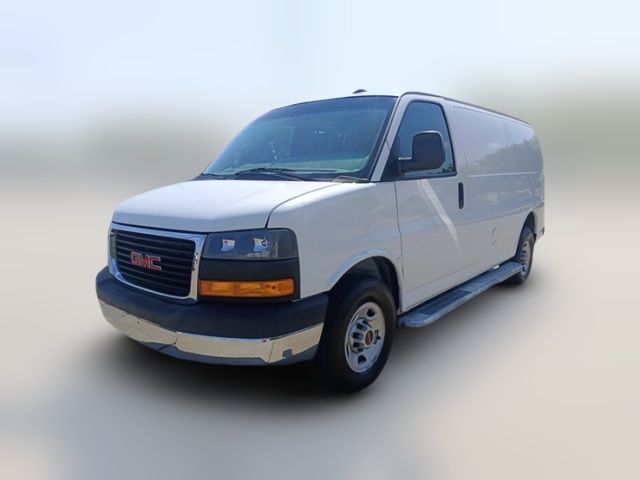 2022 GMC Savana Base