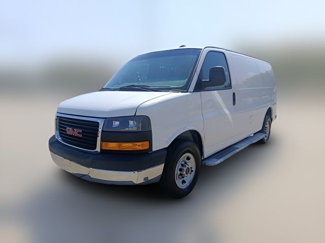 2022 GMC Savana Base