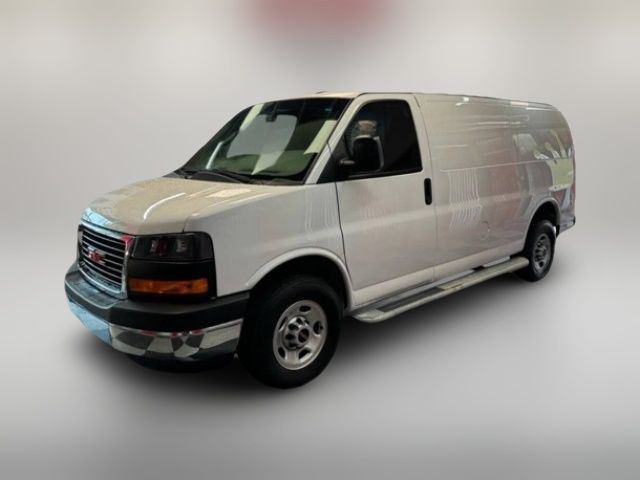 2022 GMC Savana Base