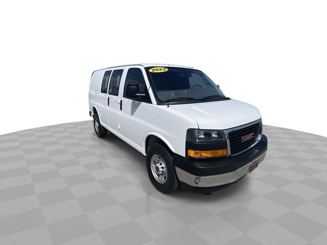 2022 GMC Savana Base