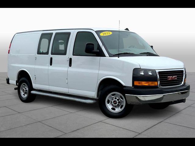 2022 GMC Savana Base