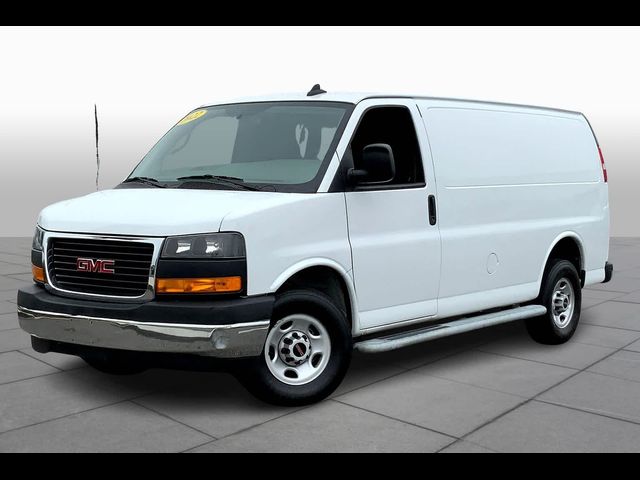 2022 GMC Savana Base