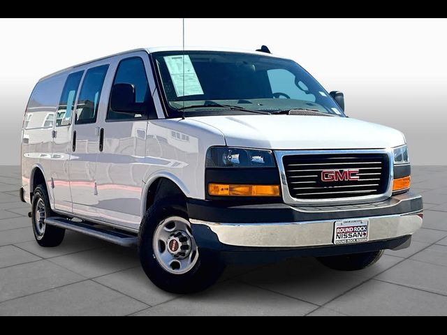 2022 GMC Savana Base