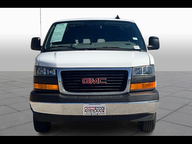 2022 GMC Savana Base