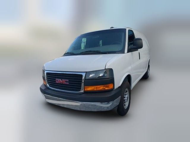 2022 GMC Savana Base