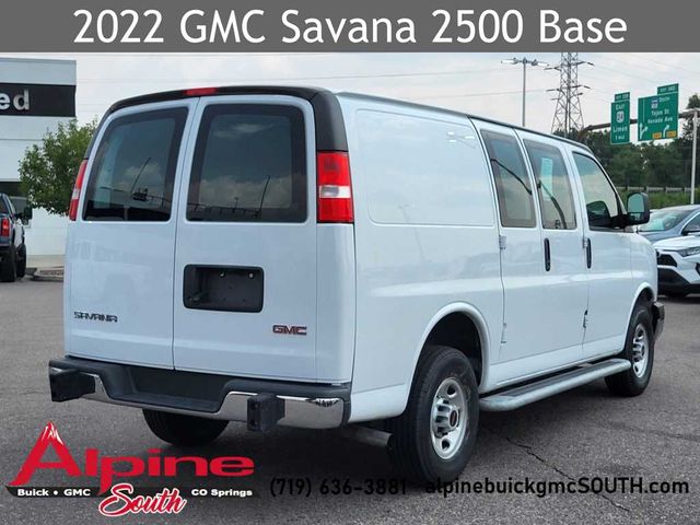 2022 GMC Savana Base