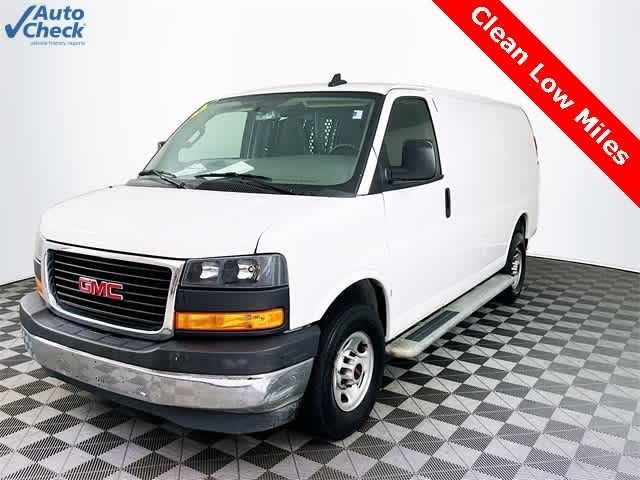 2022 GMC Savana Base