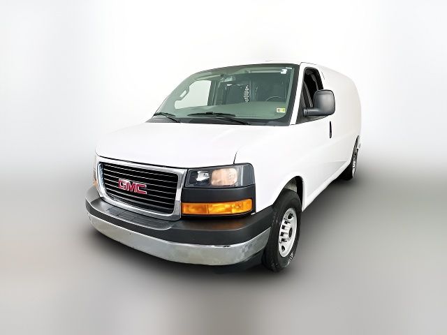 2022 GMC Savana Base