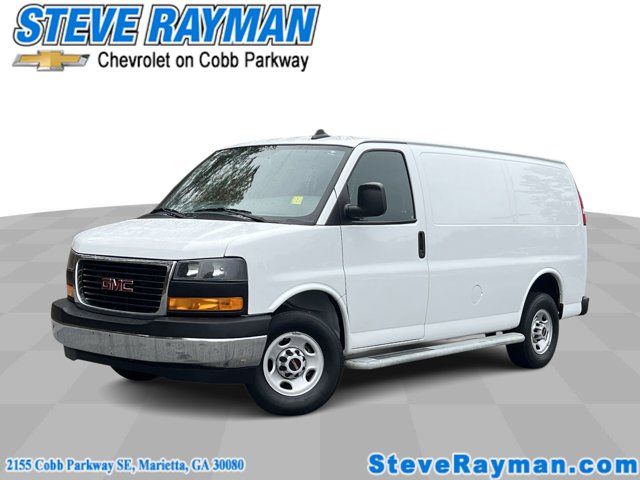 2022 GMC Savana Base