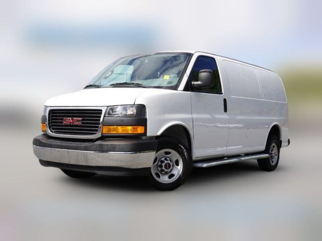 2022 GMC Savana Base