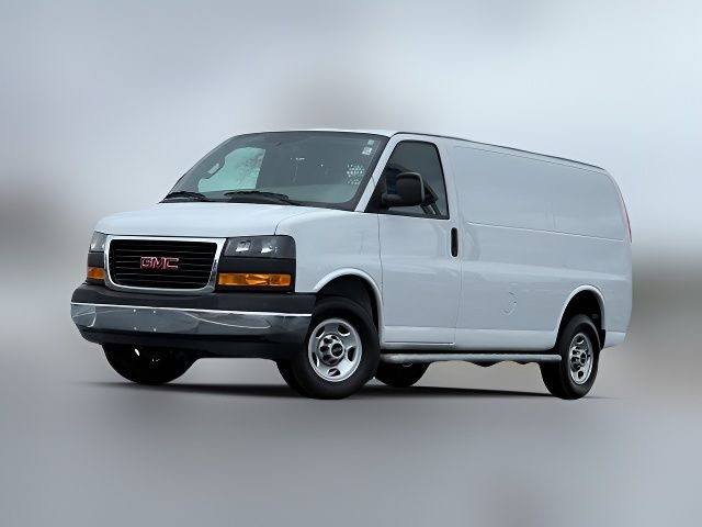 2022 GMC Savana Base