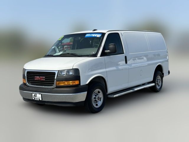 2022 GMC Savana Base