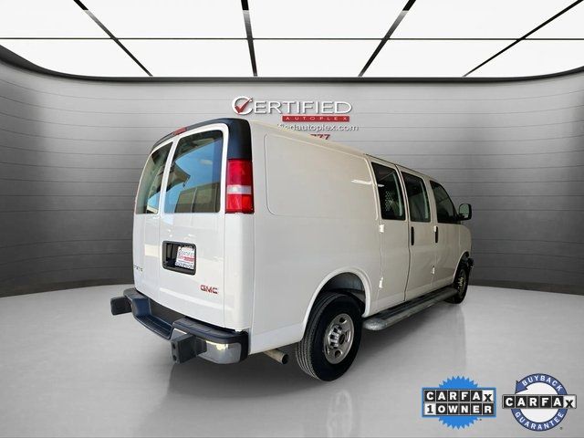 2022 GMC Savana Base