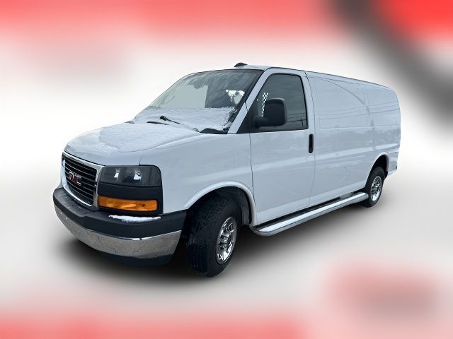 2022 GMC Savana Base