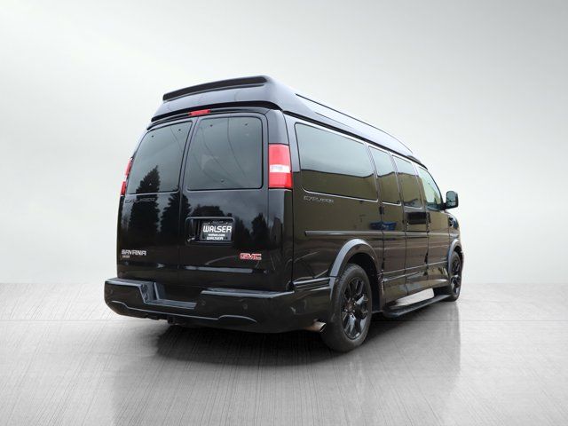 2022 GMC Savana Base