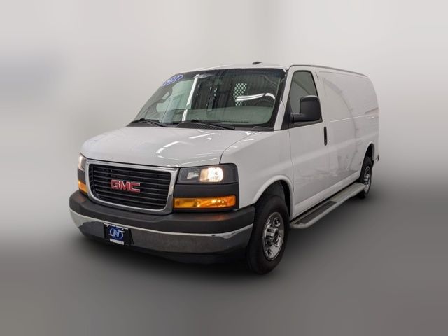 2022 GMC Savana Base