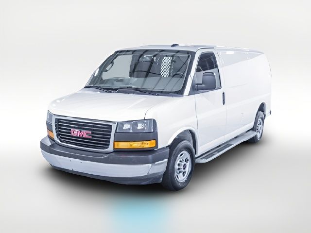 2022 GMC Savana Base